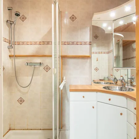 Apartment Les Echos Des Cimes - Pistes Accessibles A Pied